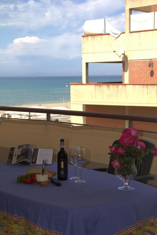 Residence Mediterraneo Марина-ди-Гроссето Экстерьер фото